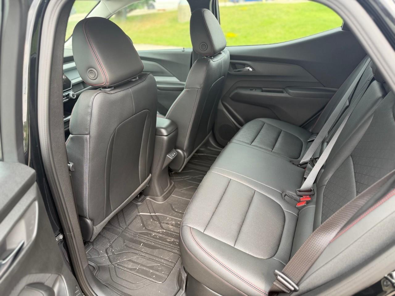 2027 Chevrolet Bolt RS 4dr Photo
