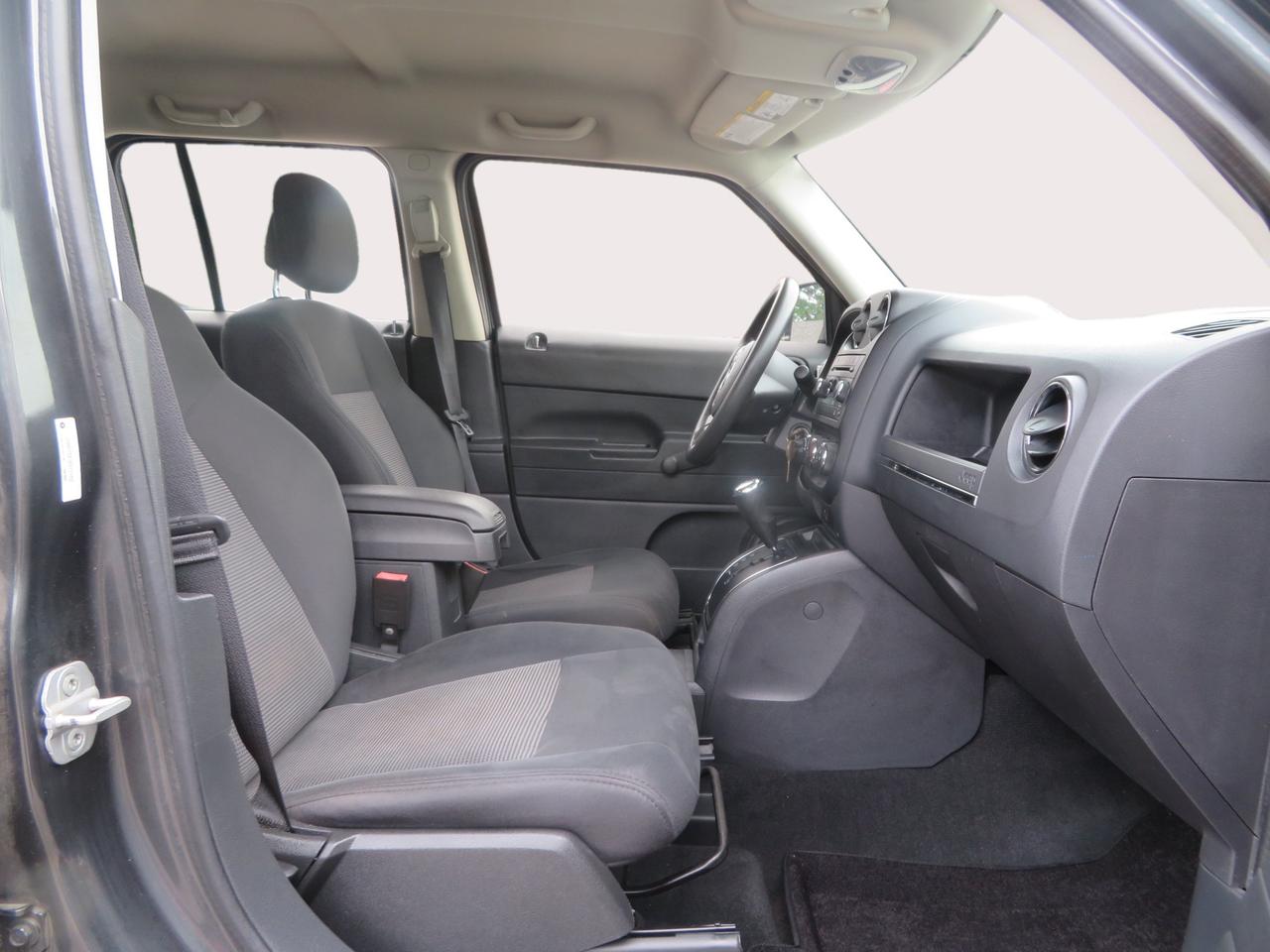 2011 Jeep Patriot 4WD 4dr Sport Photo