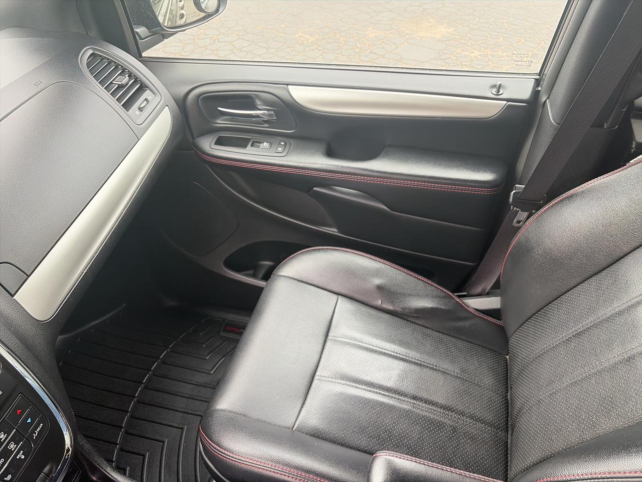 2019 Dodge Grand Caravan GT Photo
