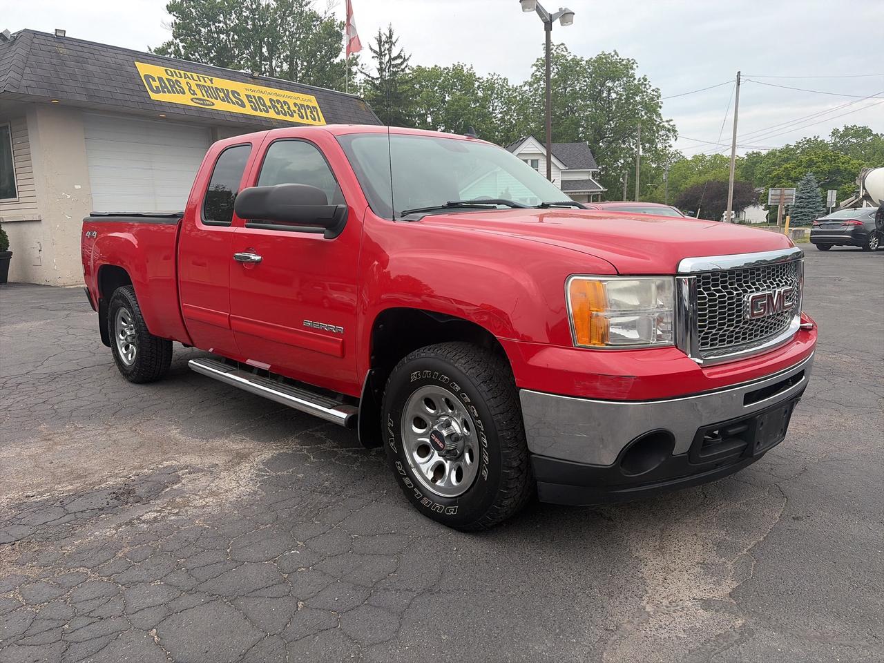 2011 GMC Sierra 1500 SL Nevada Edition-4X4-V8-Clean Truck! Photo2