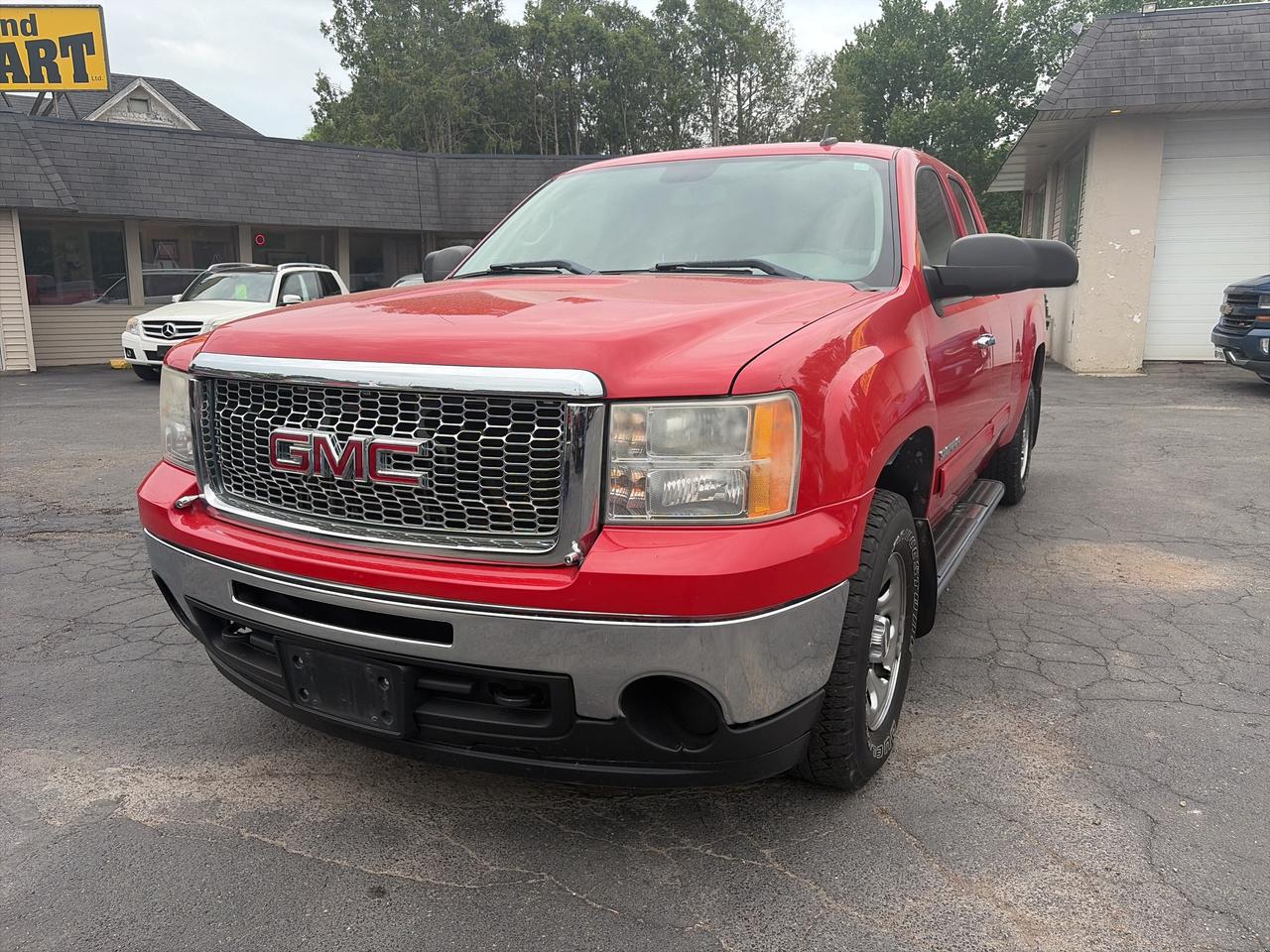 2011 GMC Sierra 1500 SL Nevada Edition-4X4-V8-Clean Truck! Photo