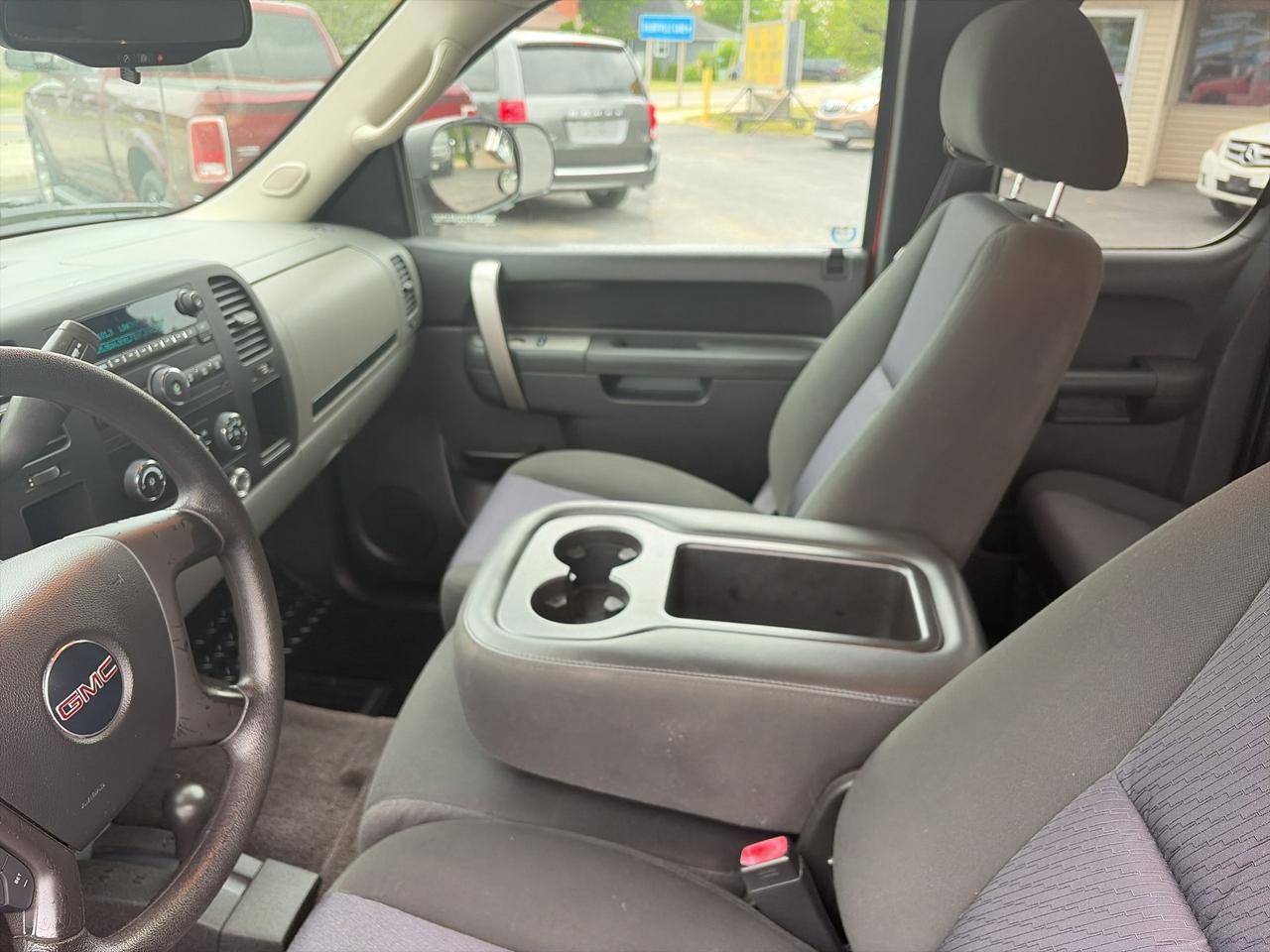 2011 GMC Sierra 1500 SL Nevada Edition-4X4-V8-Clean Truck! Photo
