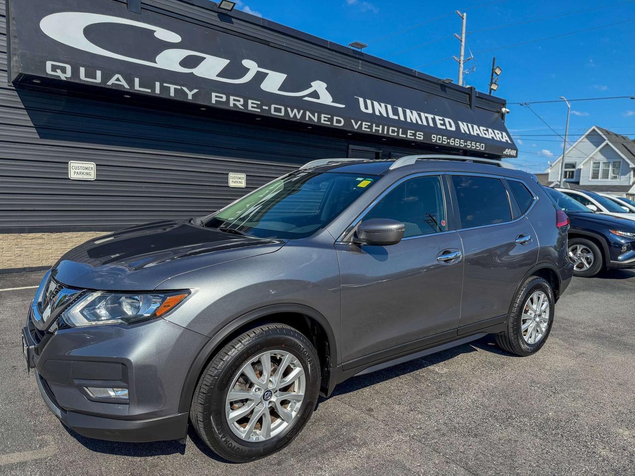 2017 Nissan Rogue SV/BSM/CAMERA/FULL SERVICE RECORDS/REMOTE/ECO ... Photo0