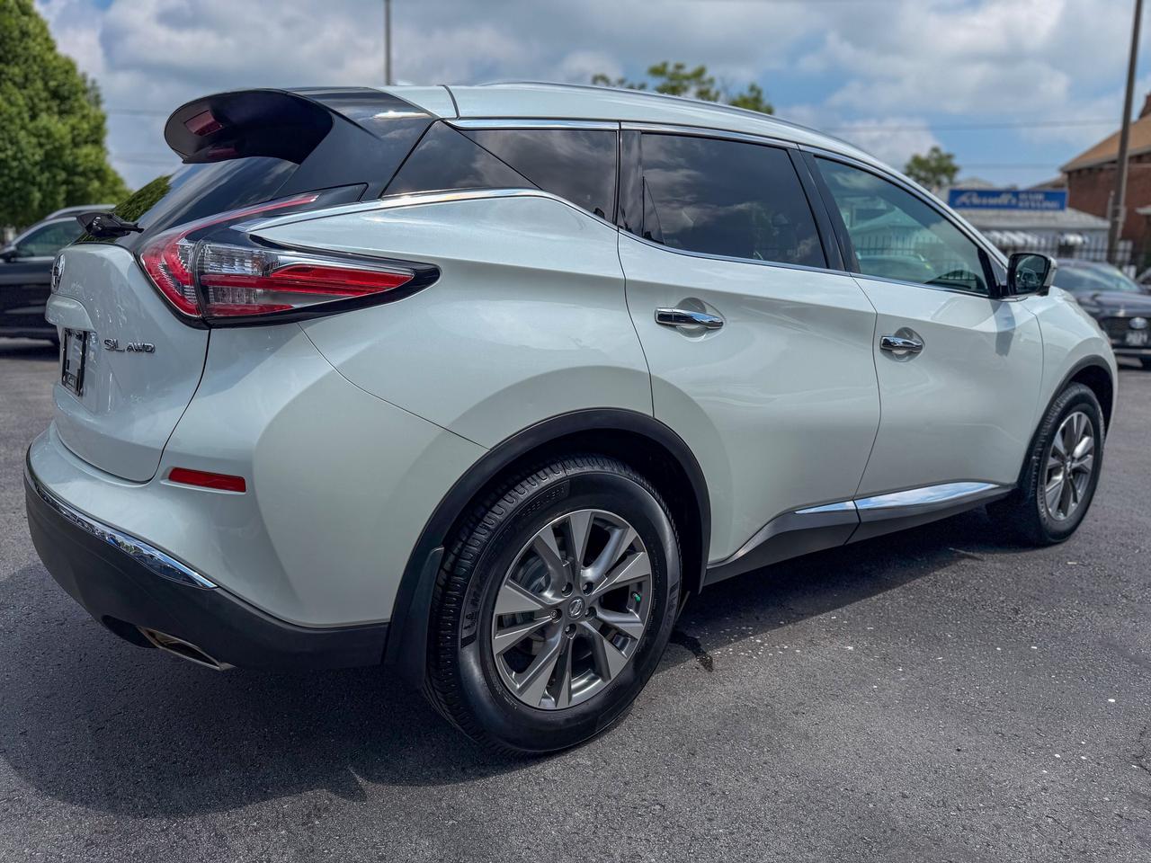 2017 Nissan Murano SL Photo