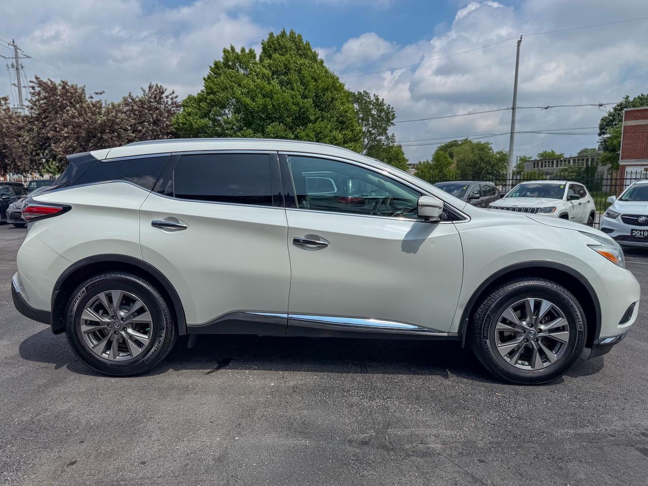 2017 Nissan Murano SL Photo