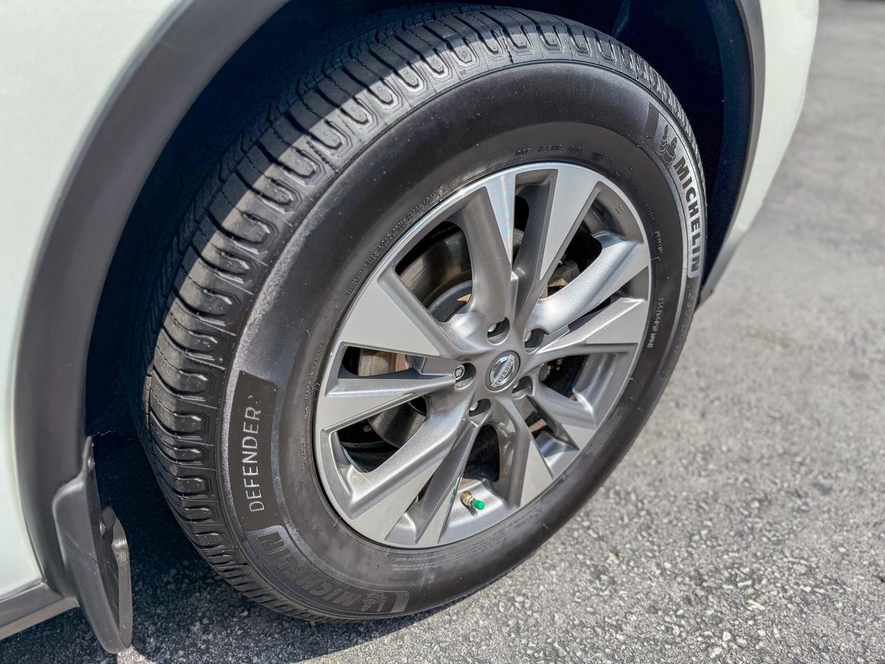 2017 Nissan Murano SL Photo