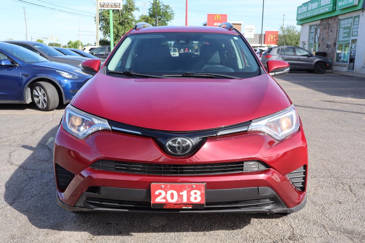 2018 Toyota RAV4 LE AWD Photo
