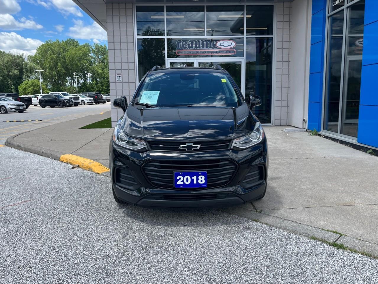2018 Chevrolet Trax LT LOCAL TRADE BIG VALUE Photo