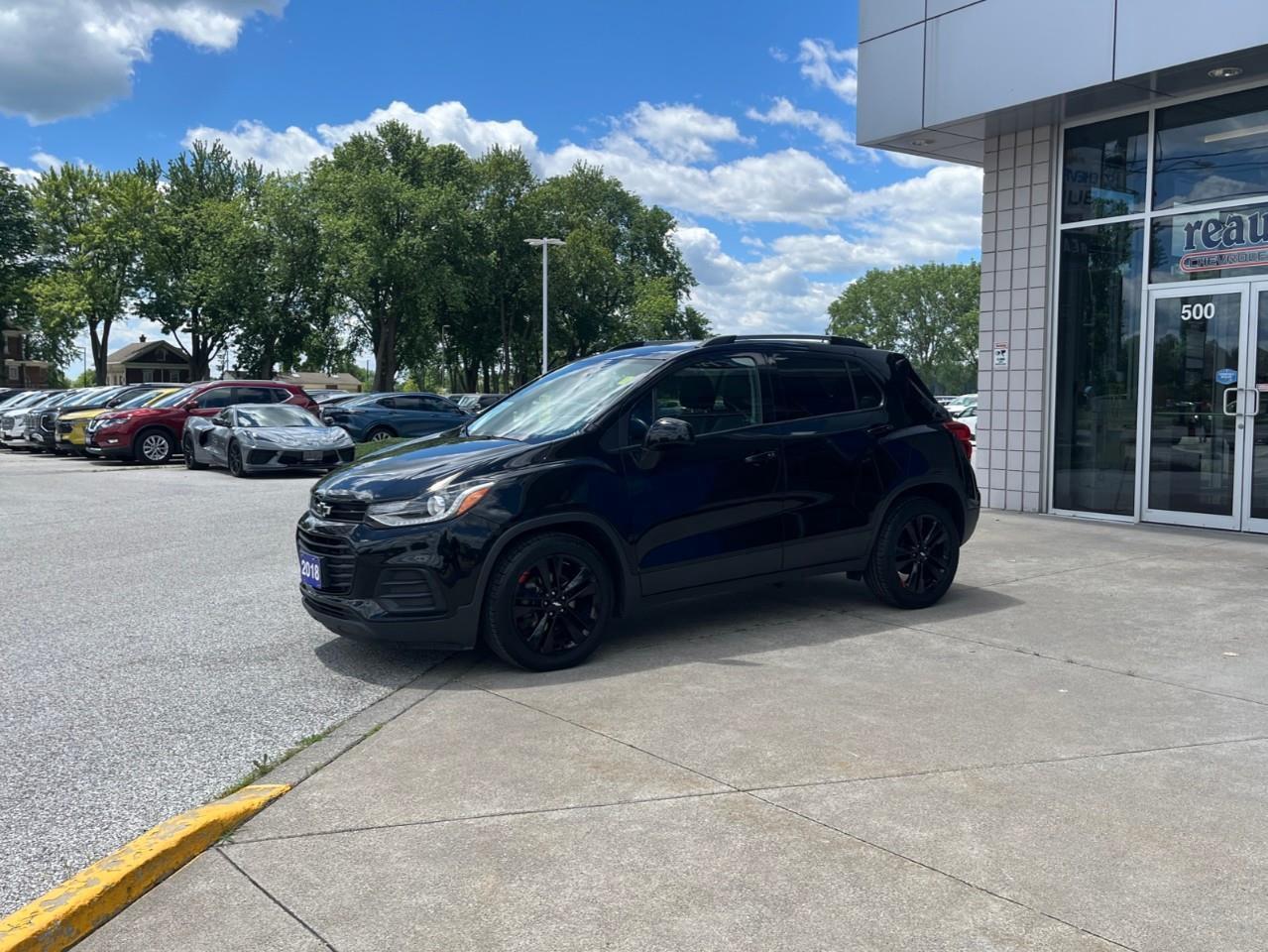 2018 Chevrolet Trax LT LOCAL TRADE BIG VALUE Photo0