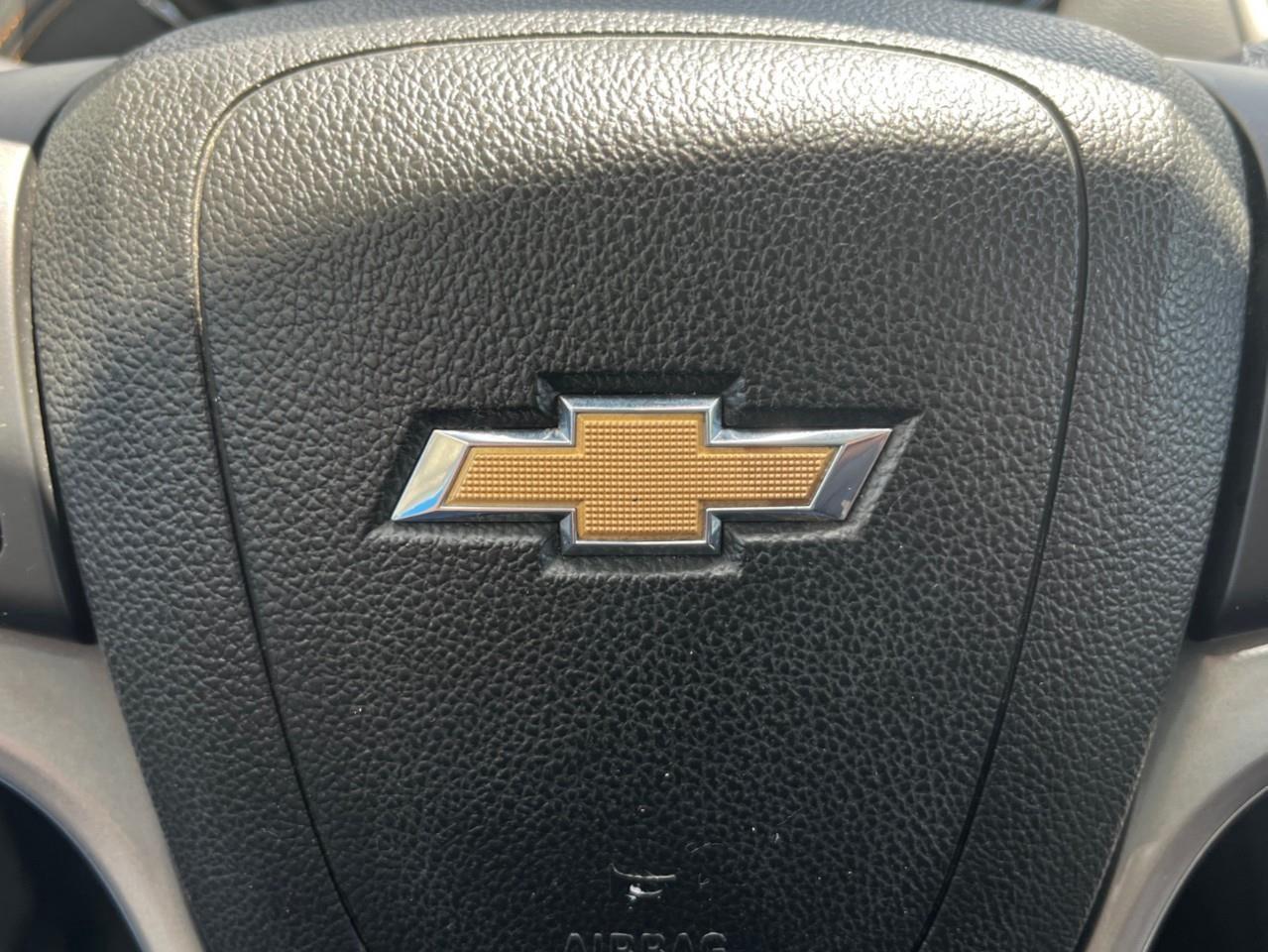 2018 Chevrolet Trax LT LOCAL TRADE BIG VALUE Photo