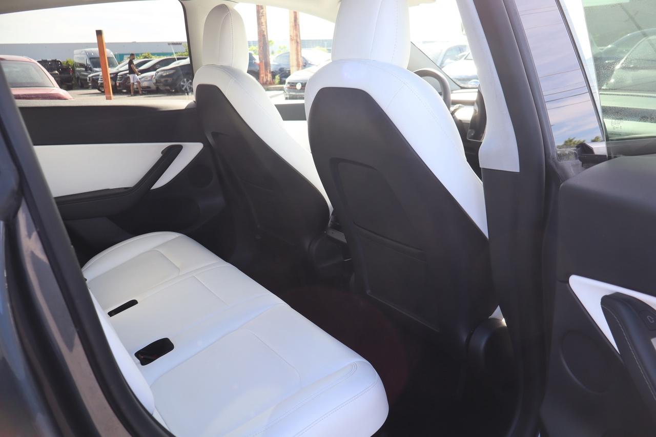 2022 Tesla Model Y Performance   Dual Motor   No Accident   White Int Photo
