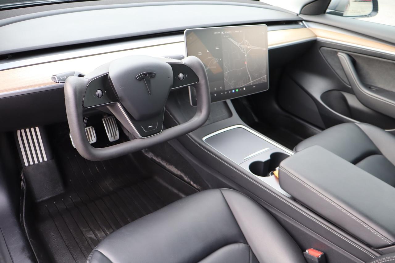 2021 Tesla Model 3 STANDARD RANGE PLUS Photo