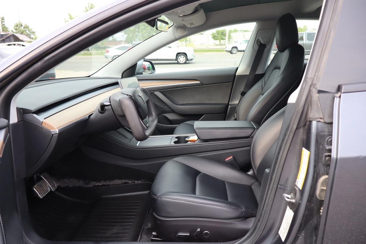 2021 Tesla Model 3 STANDARD RANGE PLUS Photo