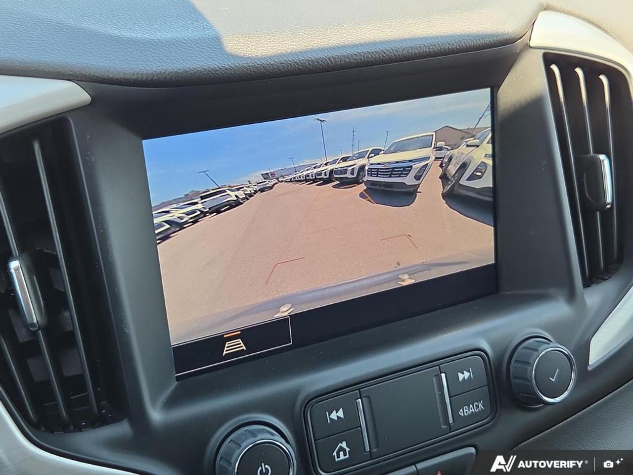 2024 GMC Terrain SLT AWD   NO CLAIMS   LEATHER   APPLE CARPLAY Photo