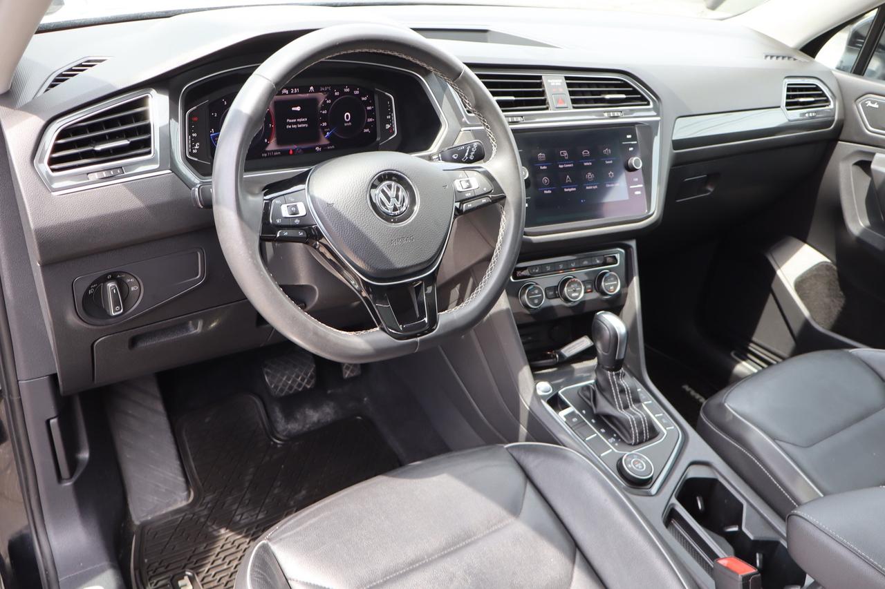 2021 Volkswagen Tiguan HIGHLINE 4Motion   Well Maintained   Apple Carplay Photo