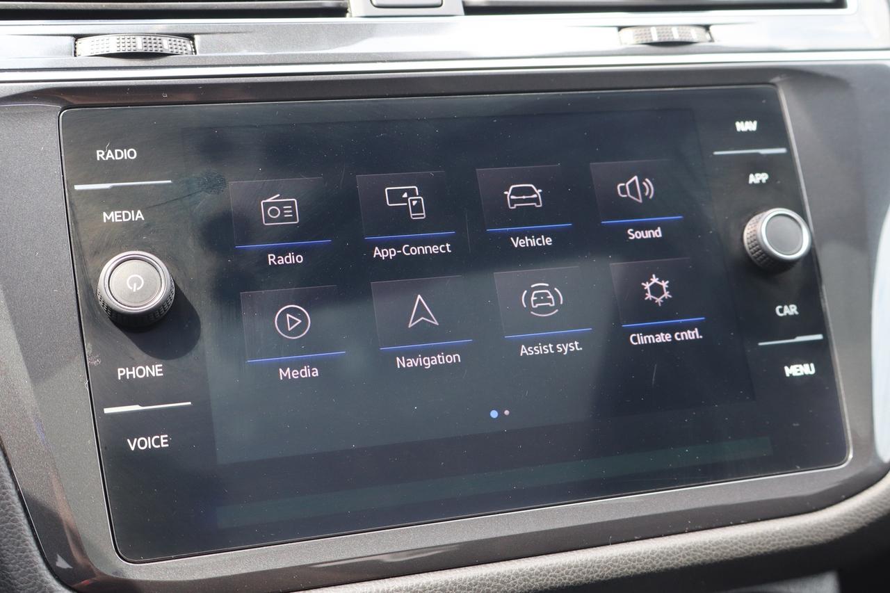 2021 Volkswagen Tiguan HIGHLINE 4Motion   Well Maintained   Apple Carplay Photo