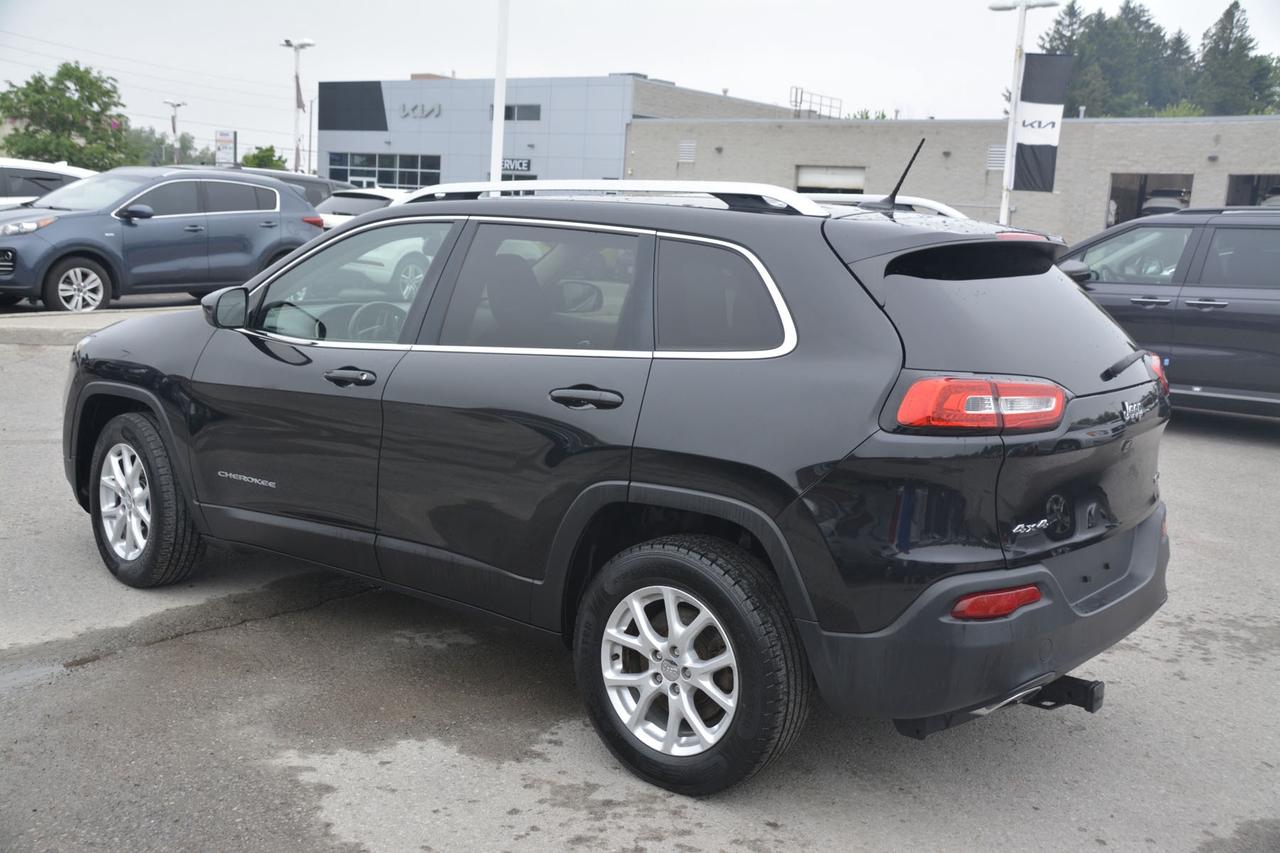 2015 Jeep Cherokee North Photo