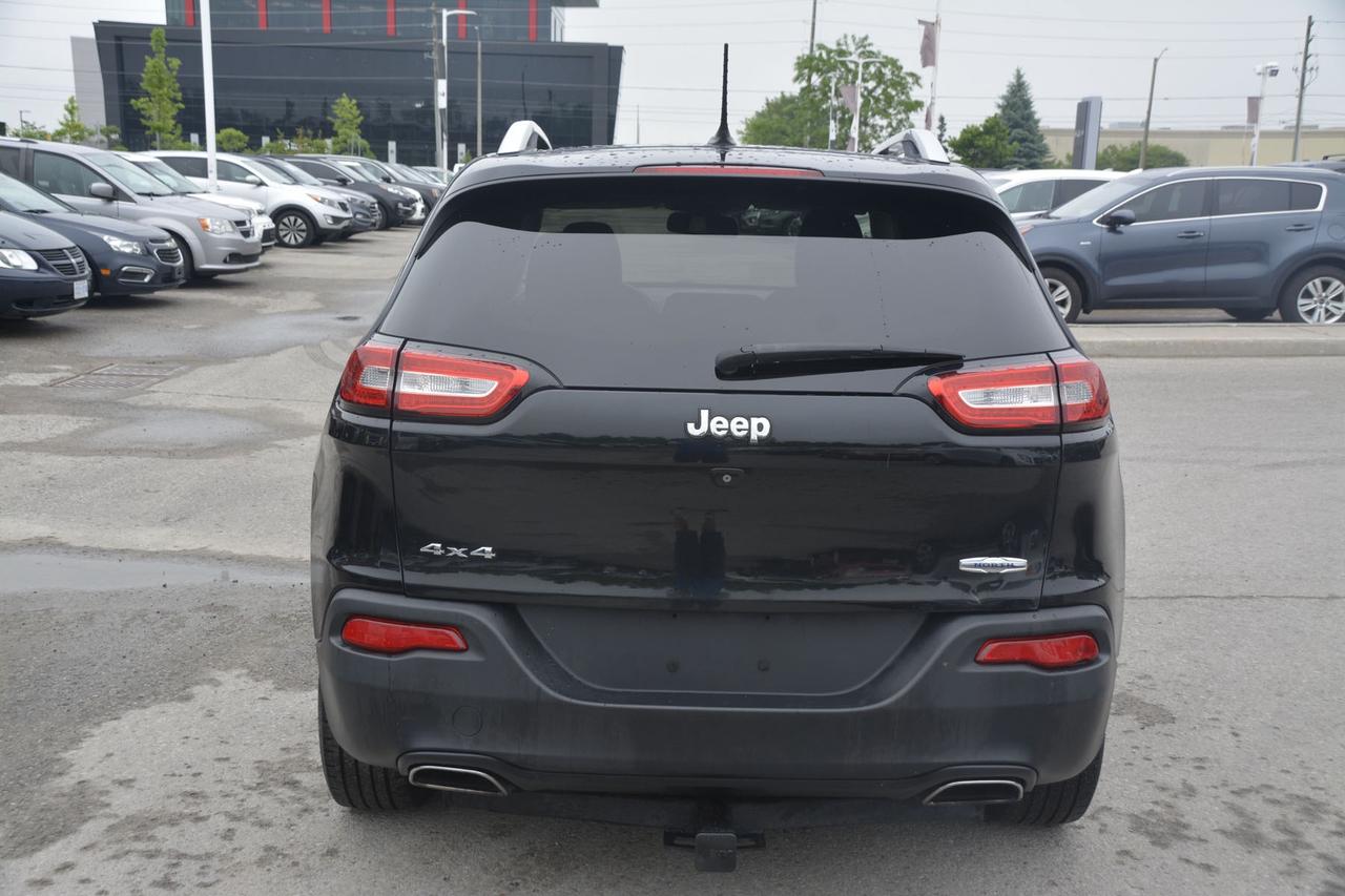 2015 Jeep Cherokee North Photo