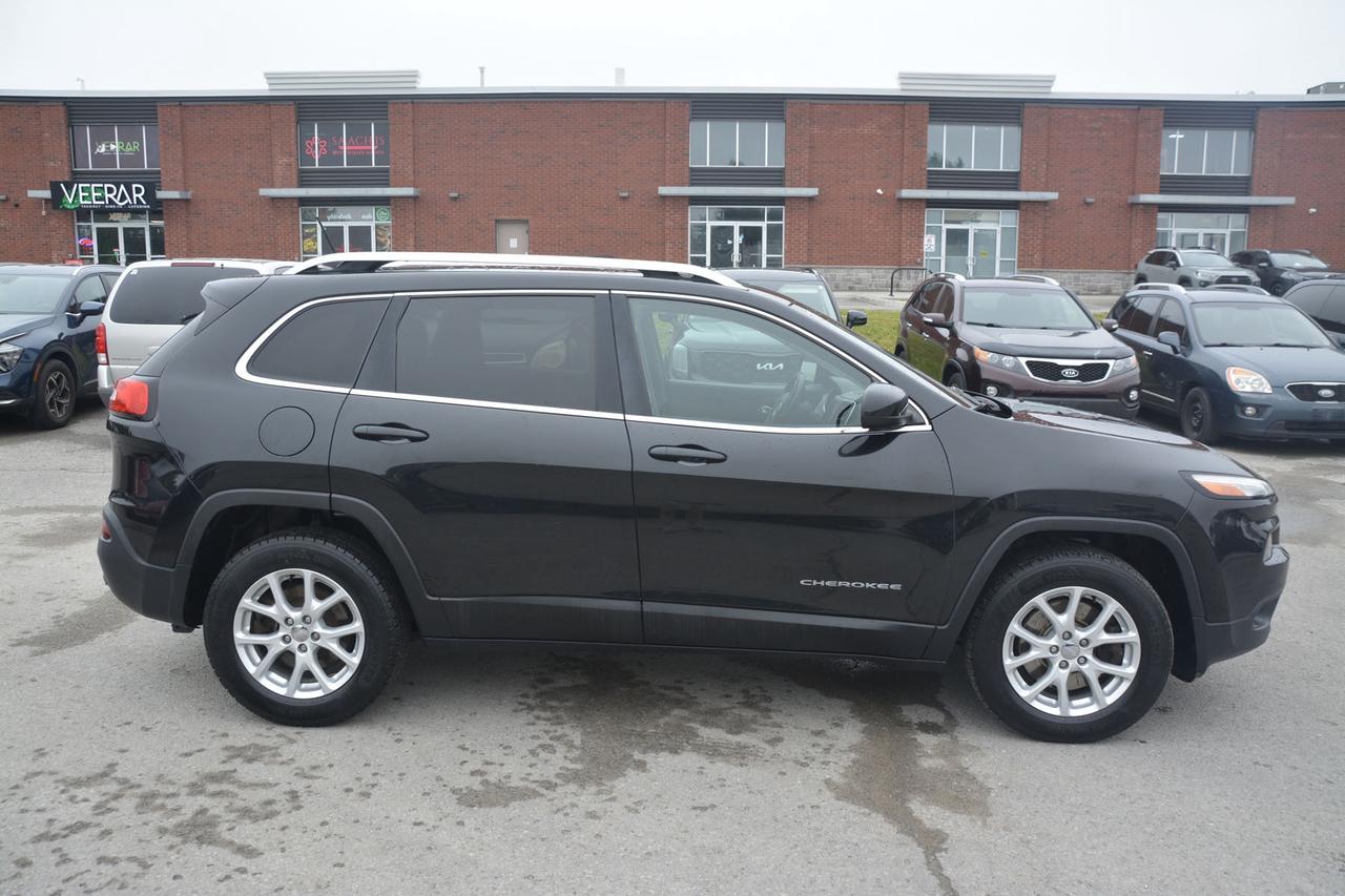 2015 Jeep Cherokee North Photo