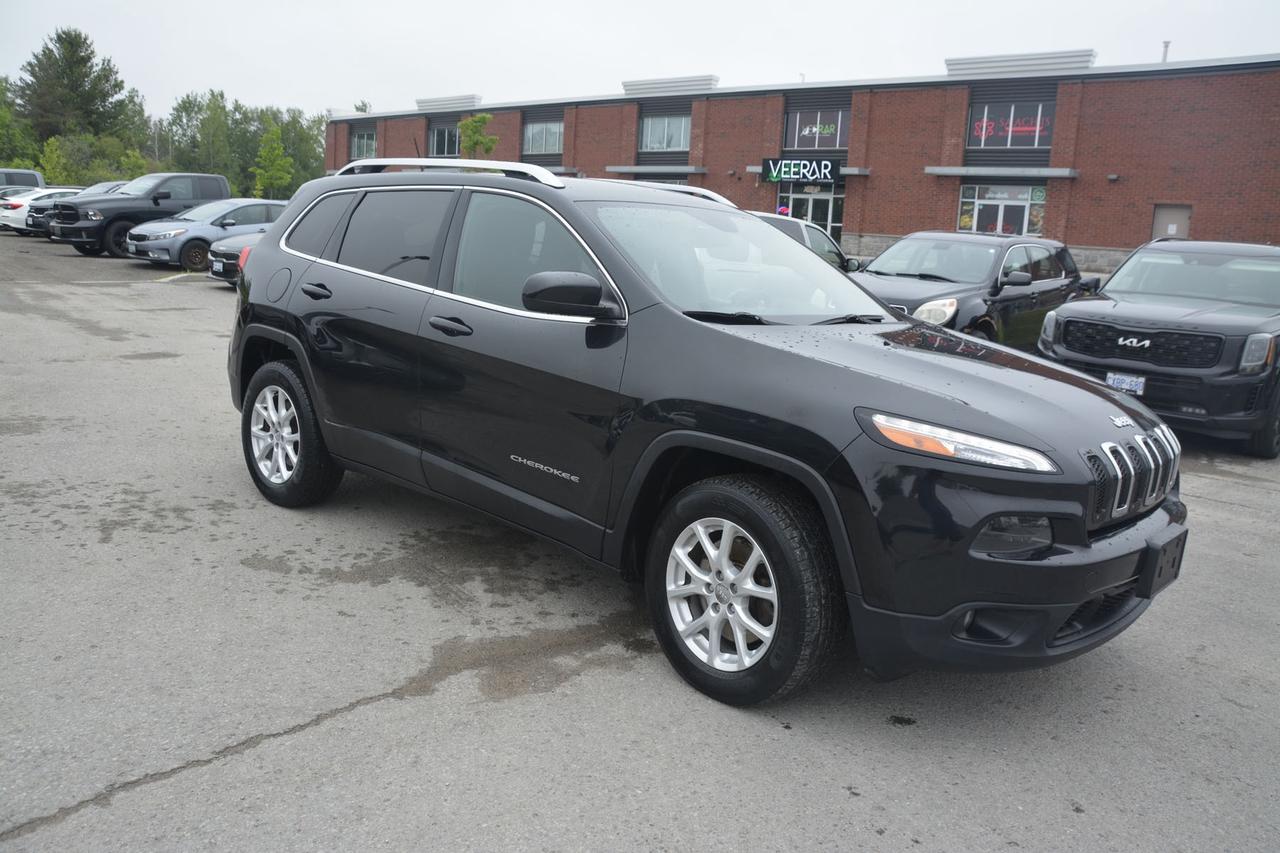 2015 Jeep Cherokee North Photo