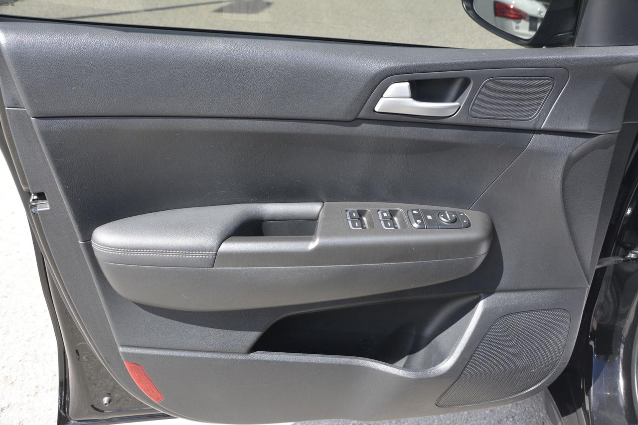 2020 Kia Sportage EX Photo