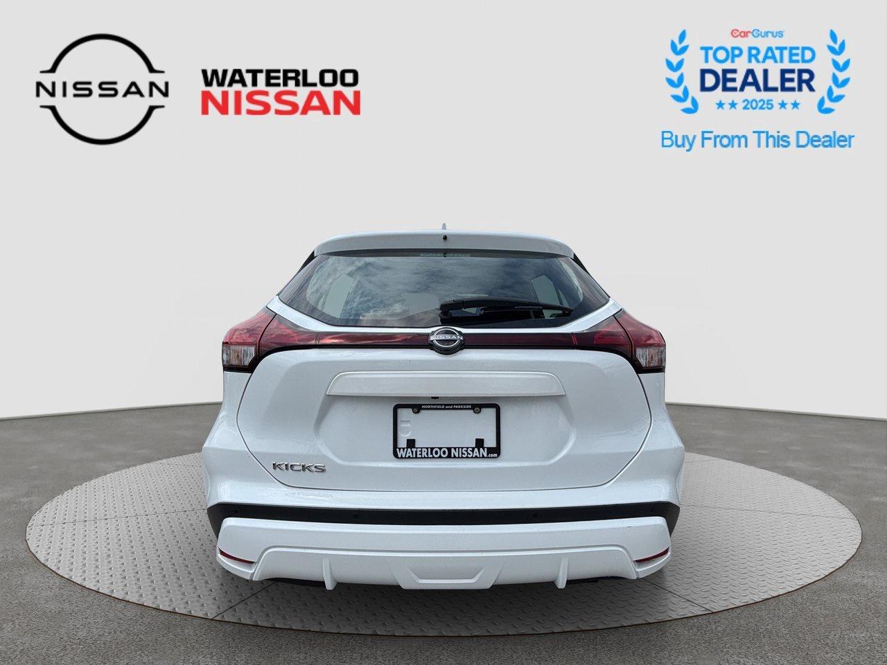 2023 Nissan Kicks S Photo