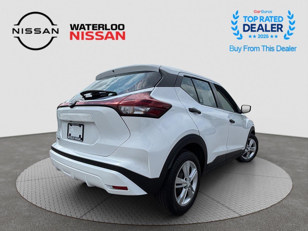 2023 Nissan Kicks S Photo
