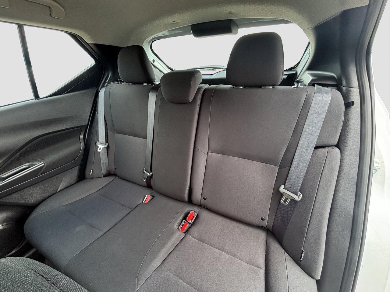 2023 Nissan Kicks S Photo