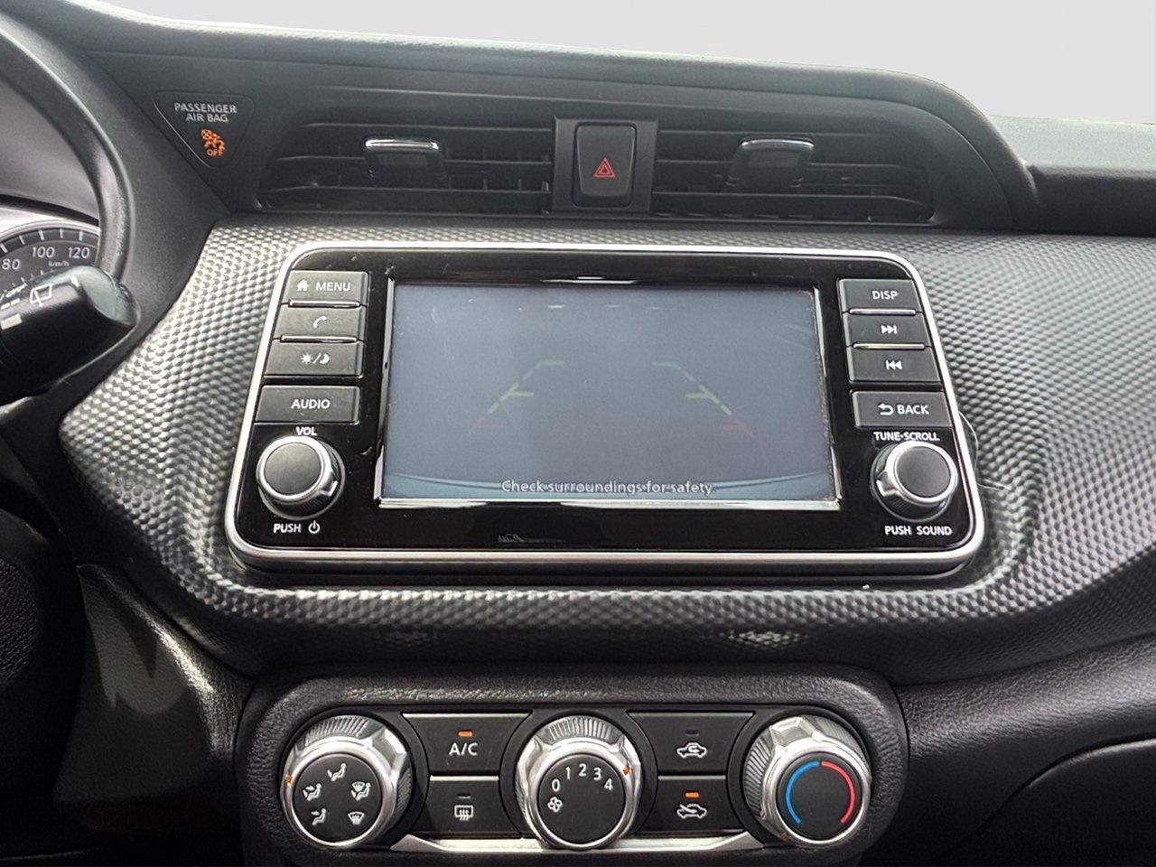 2023 Nissan Kicks S Photo
