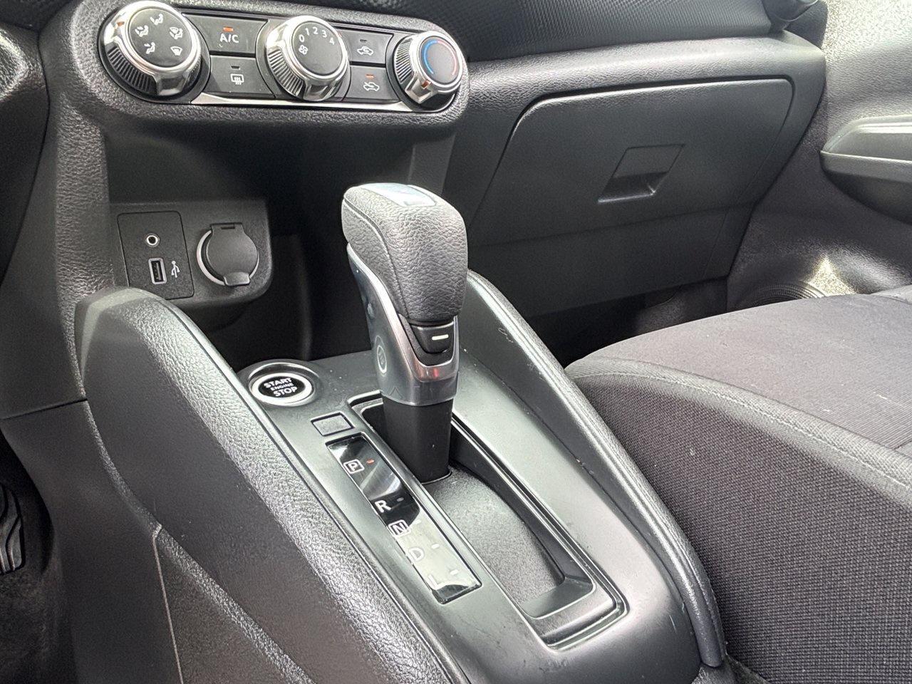 2023 Nissan Kicks S Photo