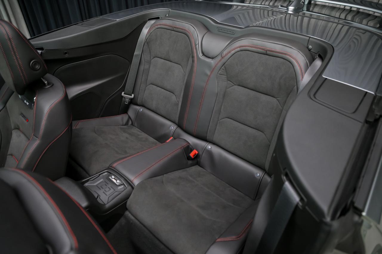 2023 Chevrolet Camaro ZL1 CONVERTIBLE MANUAL 650HP MAGNETICRDE ALMOSTNEW Photo