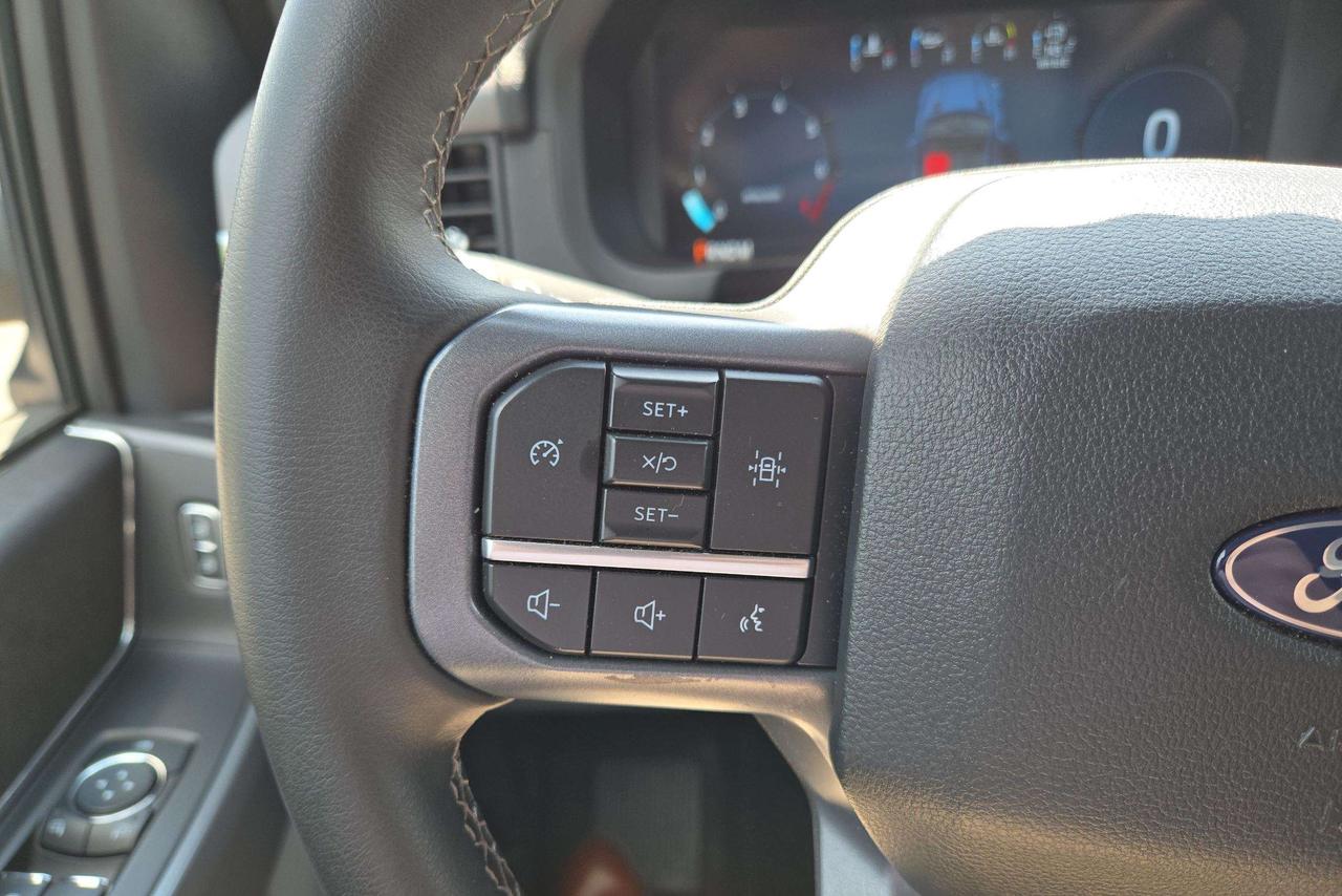 2025 Ford F-150 XLT Photo