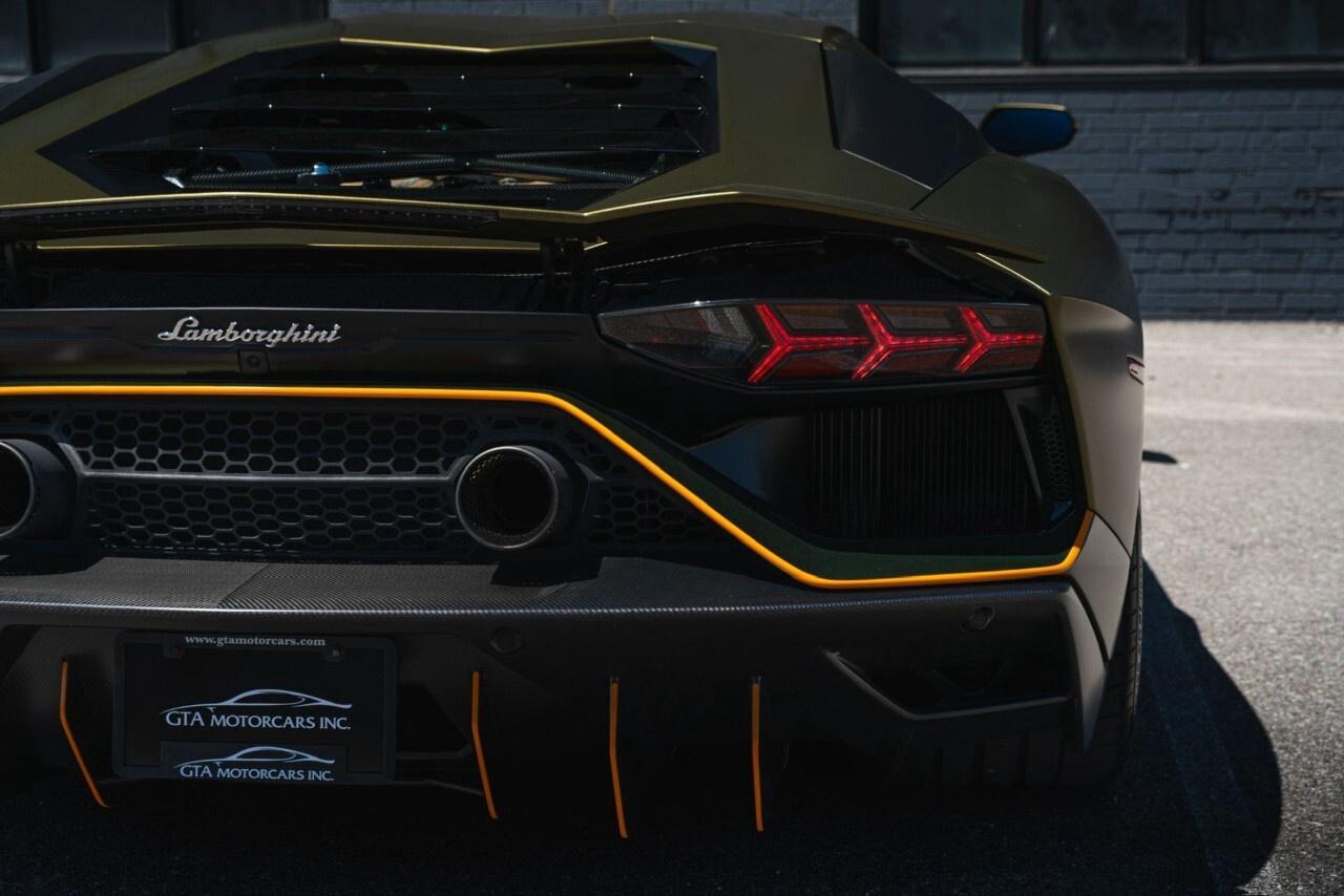 2022 Lamborghini Aventador LP 780-4 Ultimae Coupe Photo