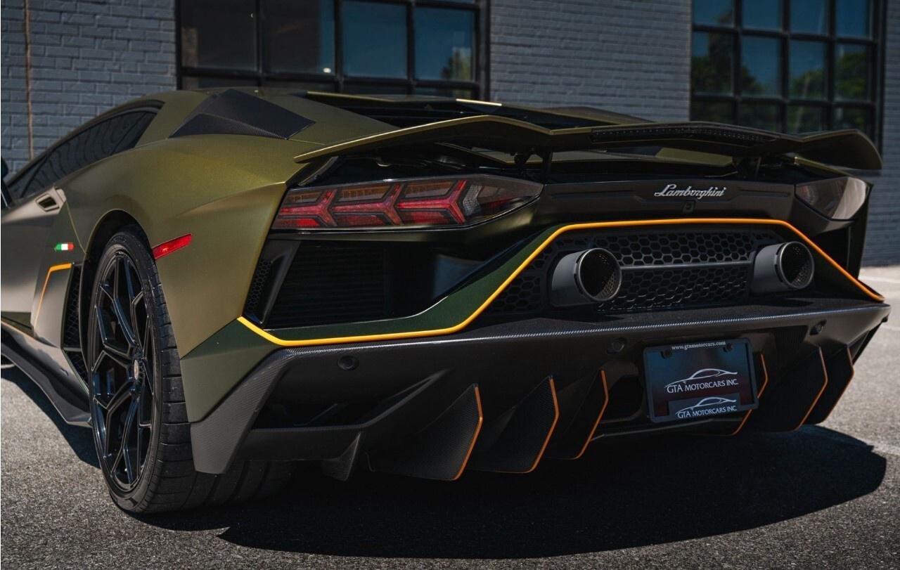 2022 Lamborghini Aventador LP 780-4 Ultimae Coupe Photo