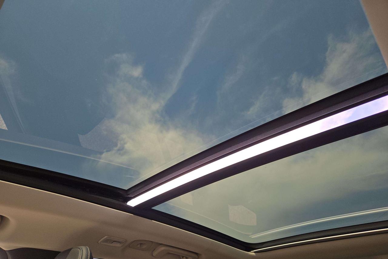 2024 Volvo XC90 Plus Bright Theme Photo