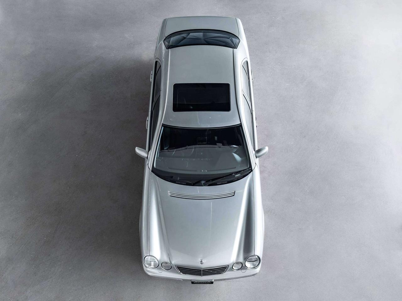 2000 Mercedes-Benz E-Class  Photo