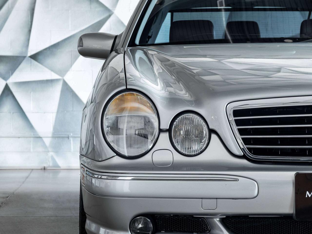 2000 Mercedes-Benz E-Class  Photo