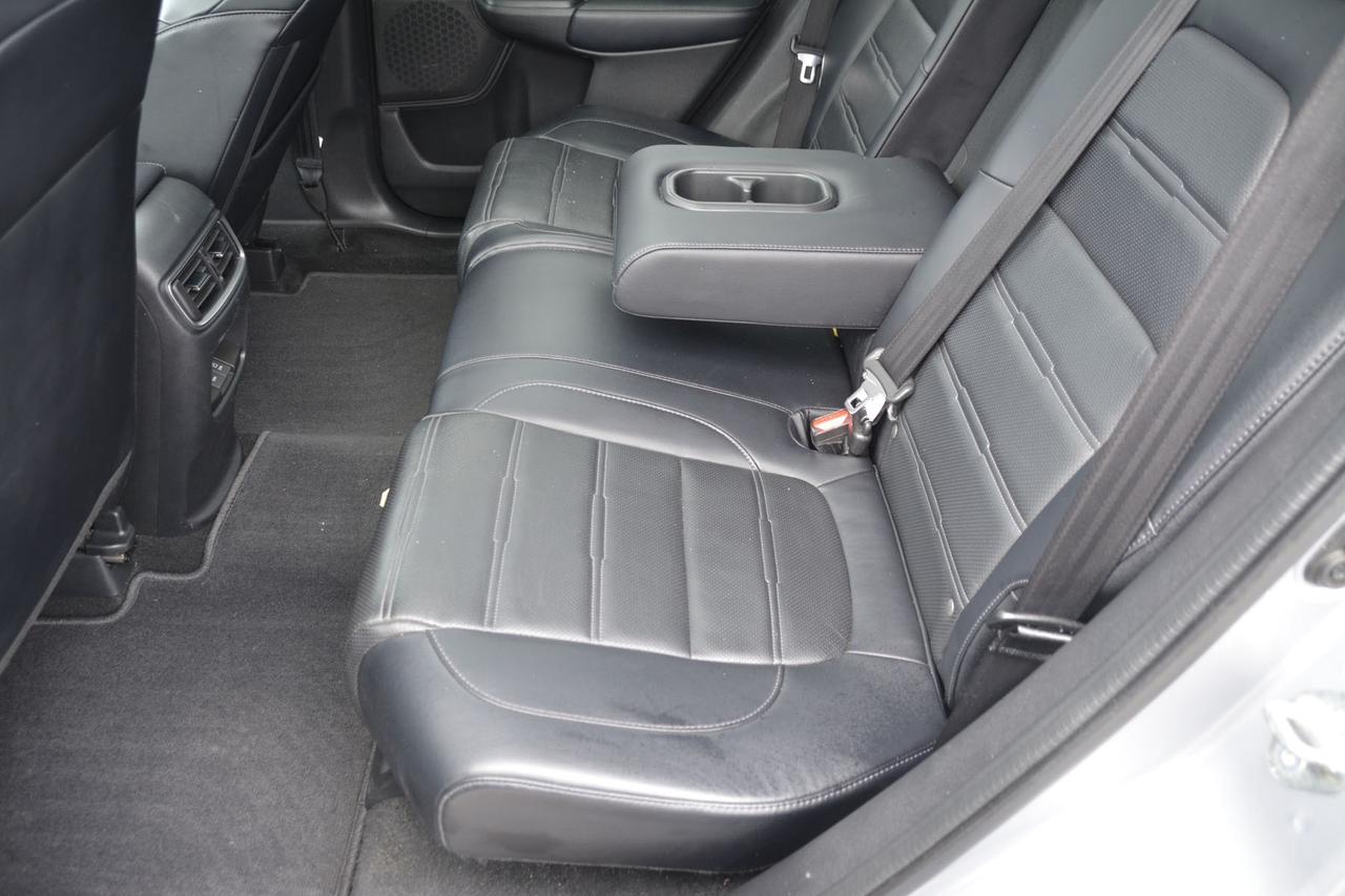 2018 Honda CR-V Touring Photo