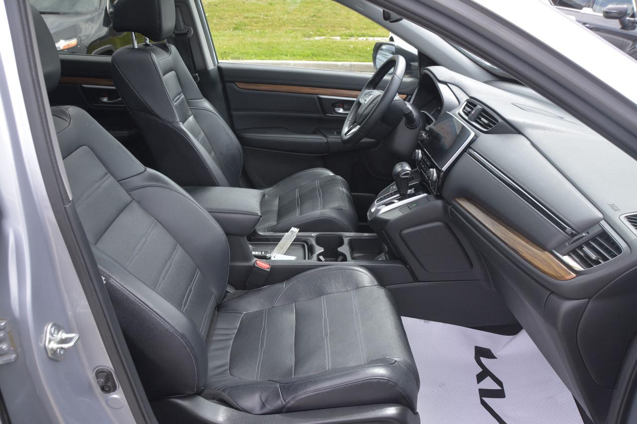 2018 Honda CR-V Touring Photo
