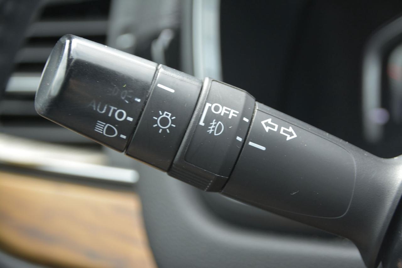 2018 Honda CR-V Touring Photo