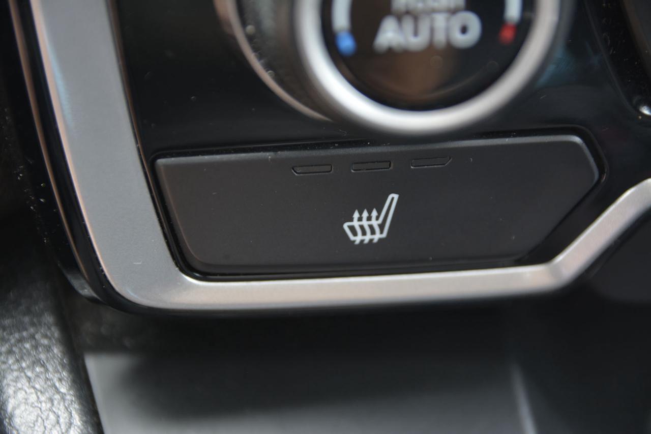 2018 Honda CR-V Touring Photo