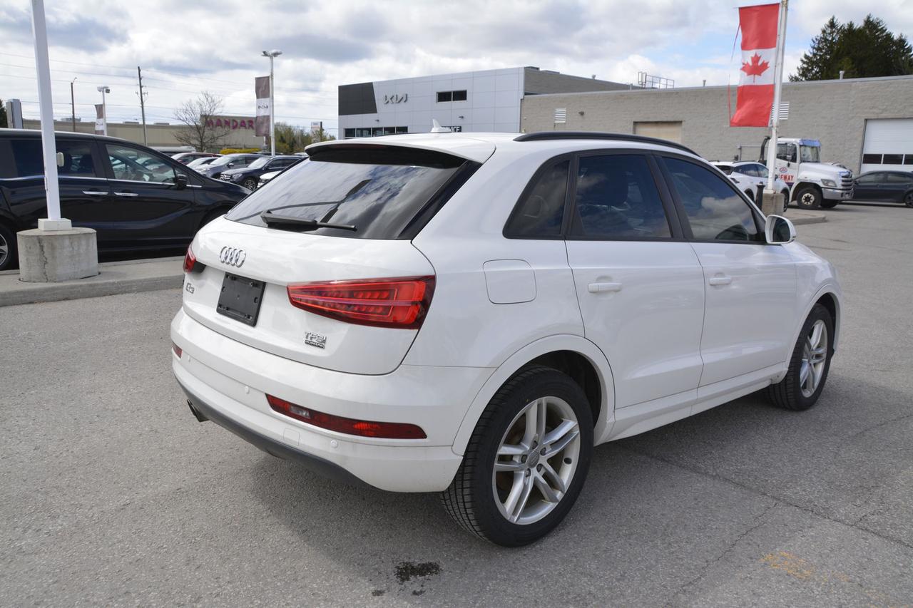 2016 Audi Q3 2.0t Komfort Photo