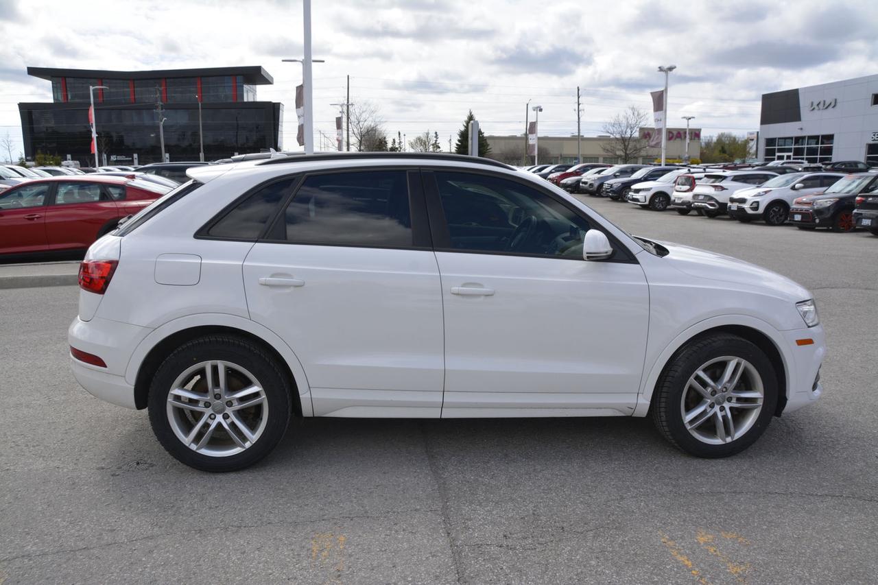 2016 Audi Q3 2.0t Komfort Photo