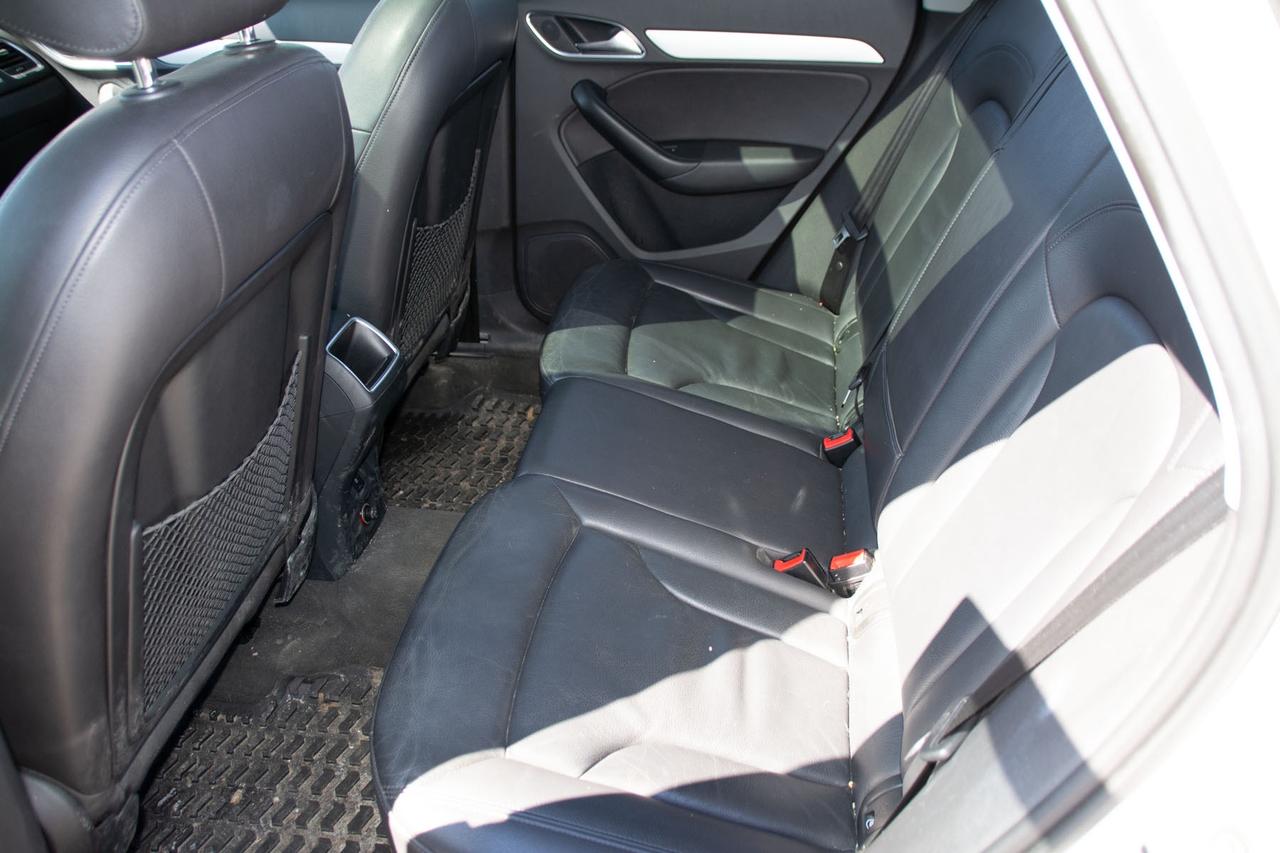 2016 Audi Q3 2.0t Komfort Photo