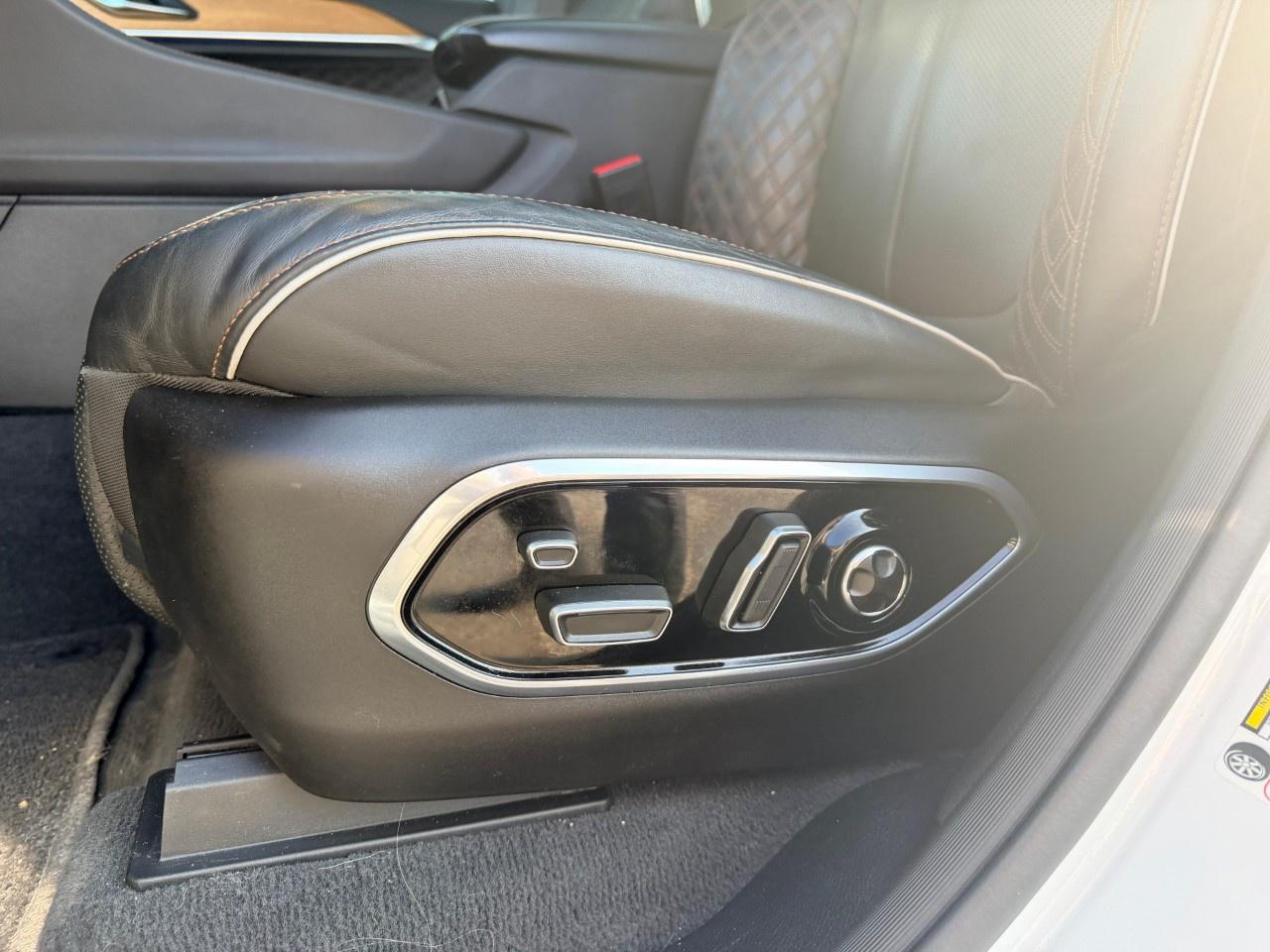 2023 Jeep Grand Cherokee L Summit Reserve 4x4 Photo