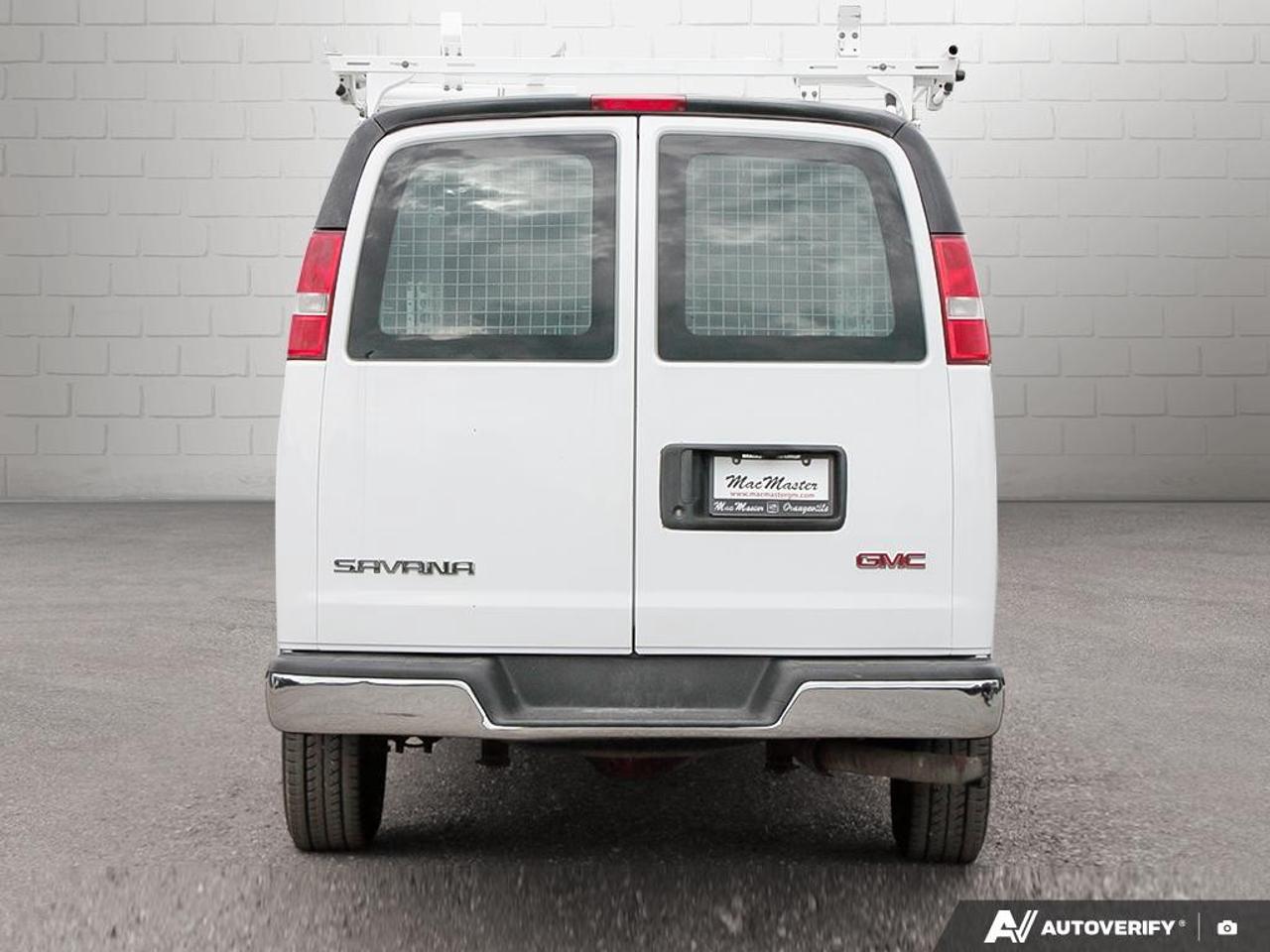2017 GMC Savana Cargo Van 2500 Regular Wheelbase Rear-Wheel Drive Photo