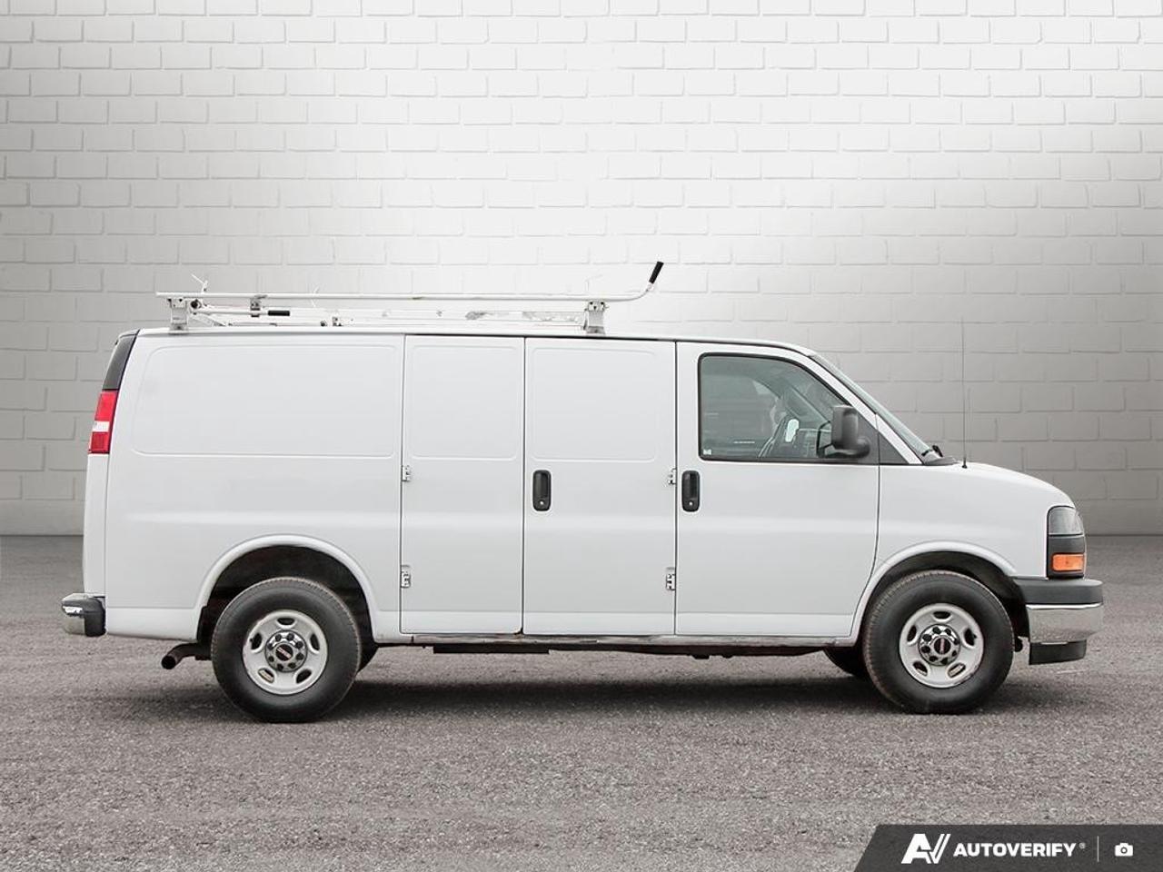 2017 GMC Savana Cargo Van 2500 Regular Wheelbase Rear-Wheel Drive Photo