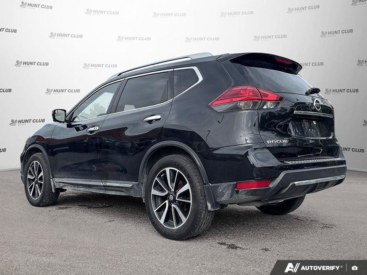 2017 Nissan Rogue SL Photo