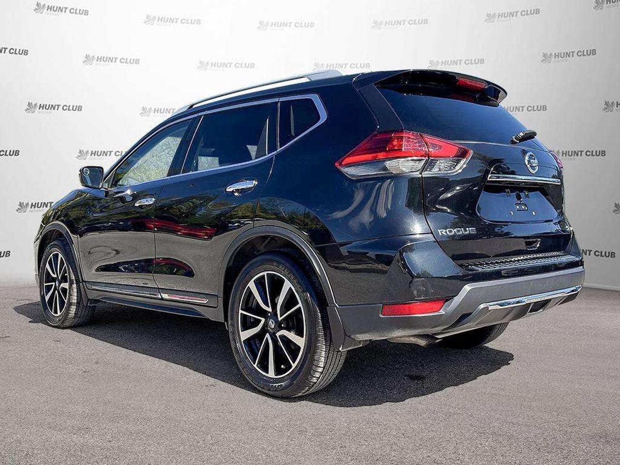2017 Nissan Rogue SL (AS-IS)  Navigation   Moonroof   Leather Seats Photo3