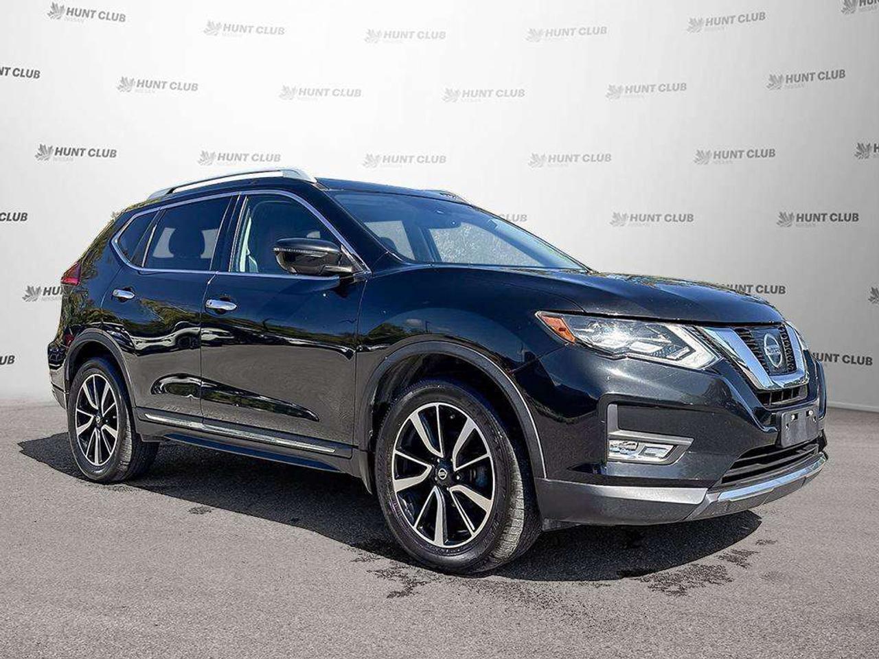 2017 Nissan Rogue SL (AS-IS)  Navigation   Moonroof   Leather Seats Photo